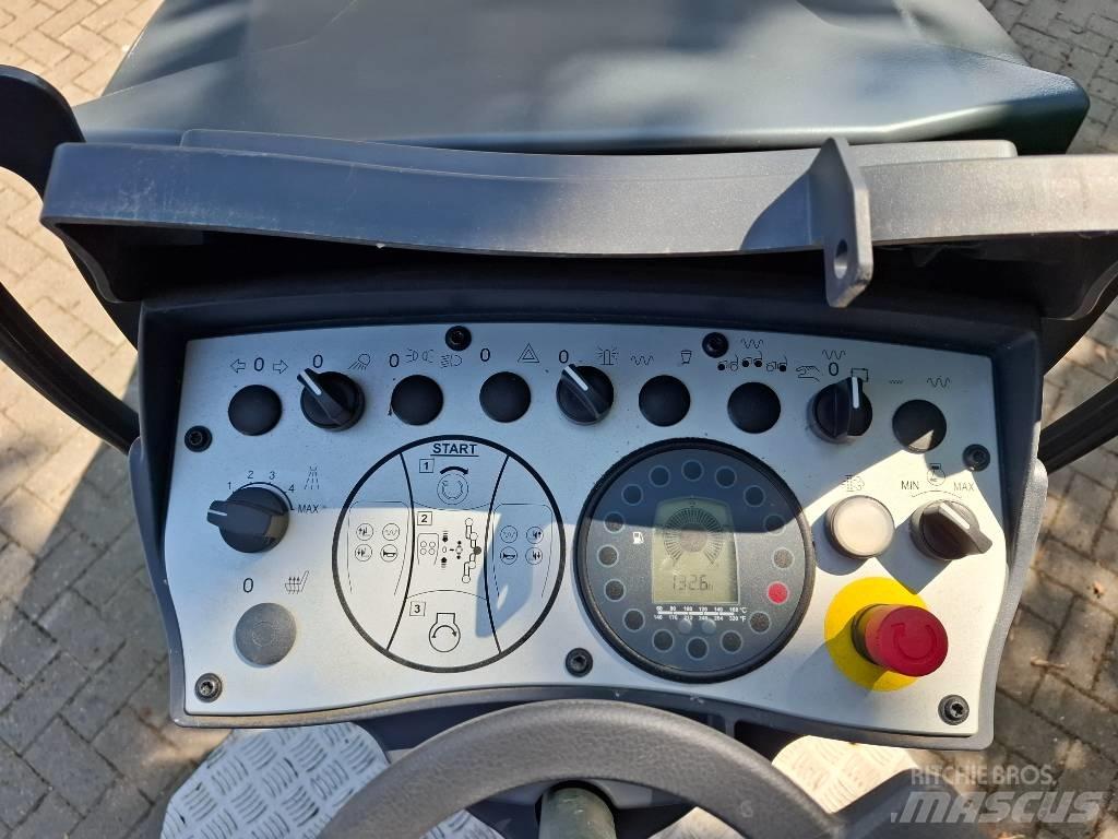 Bomag BW 120 AC-5 コンバインドローラ