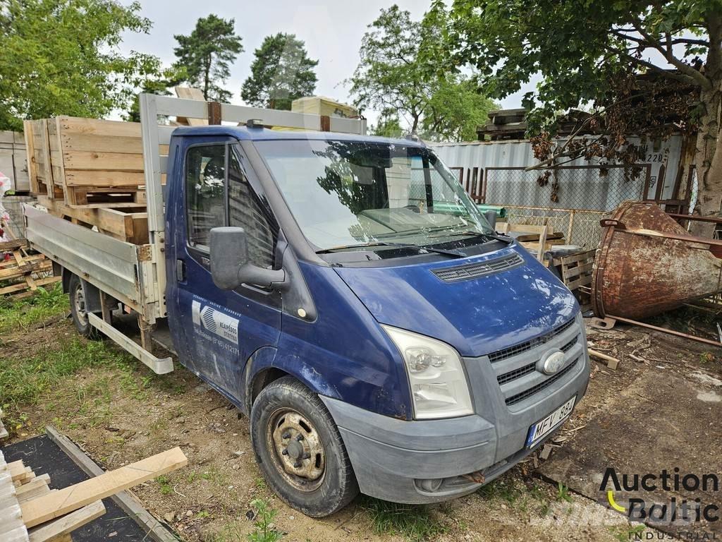 Ford Transit ダンプ