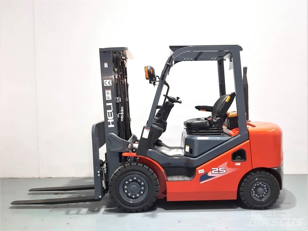 Heli CPCD25 XC26H ディーゼル・軽油