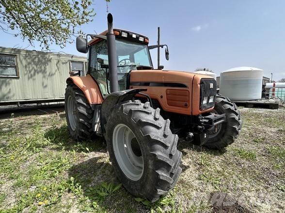Agco RT100 トラクター