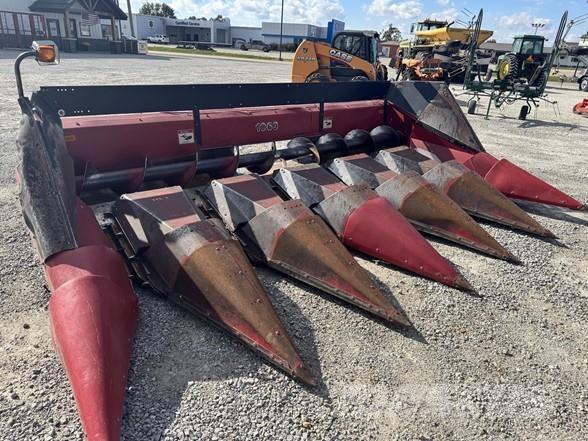 Case IH 1063 コンバイン・ハーベスター・ヘッド