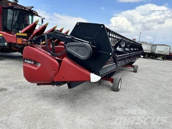 Case IH 3020 コンバイン・ハーベスター・ヘッド