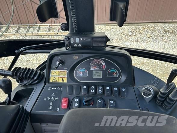 CAT 420F バックホーローダー