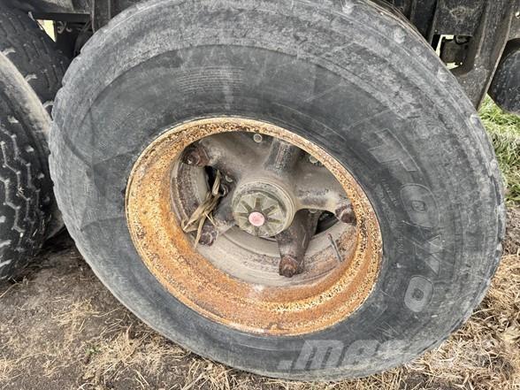 Heil 9200 肥料散布機