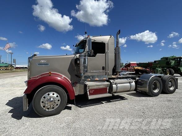 Kenworth W900 中古トラクターヘッド | トレーラーヘッド
