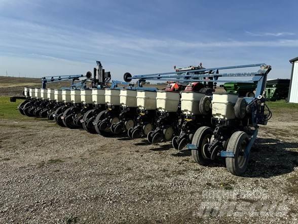 Kinze 3600 田植え機・種まき機
