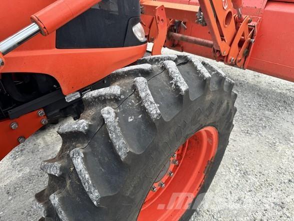 Kubota M110X トラクター
