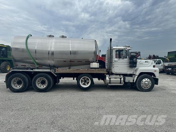 Mack RS600L 建設機械 -　その他