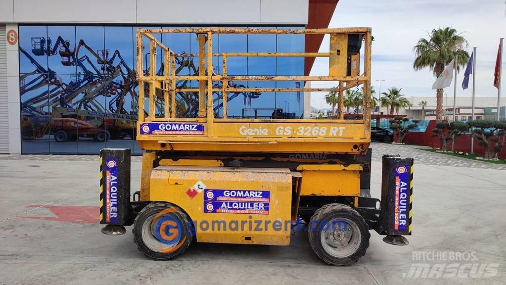 Genie GS 3268 RT シザースリフト
