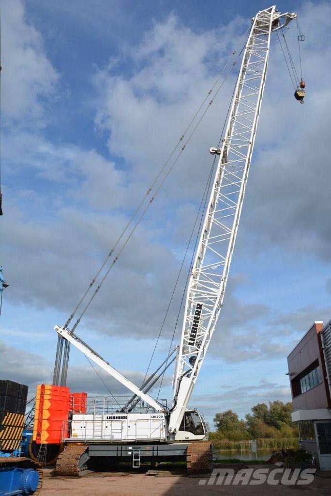 Liebherr LR 1300 SX クローラクレーン