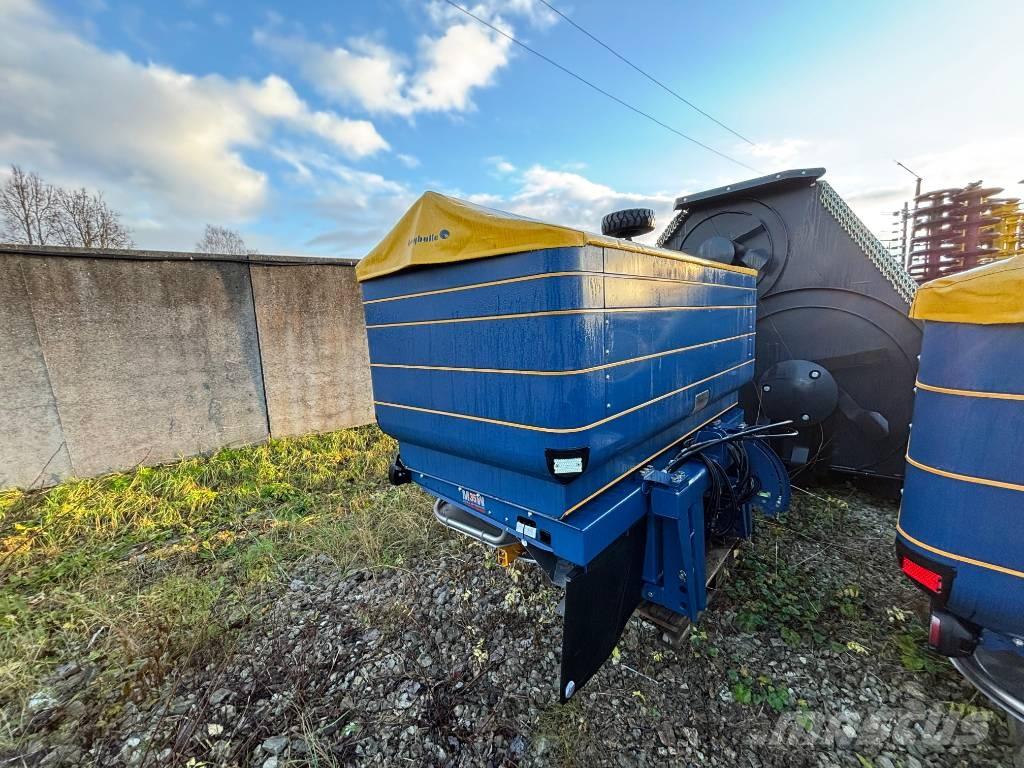 Bogballe M35W ミネラル散布機