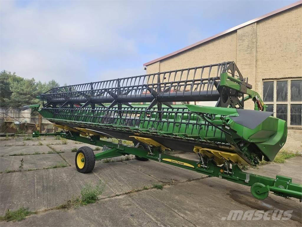 John Deere T 660i コンバイン