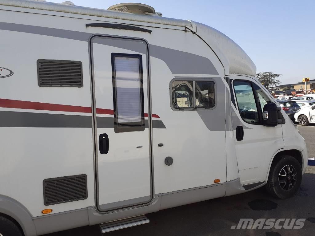 Fiat Ducato キャンピングカーとキャラバン