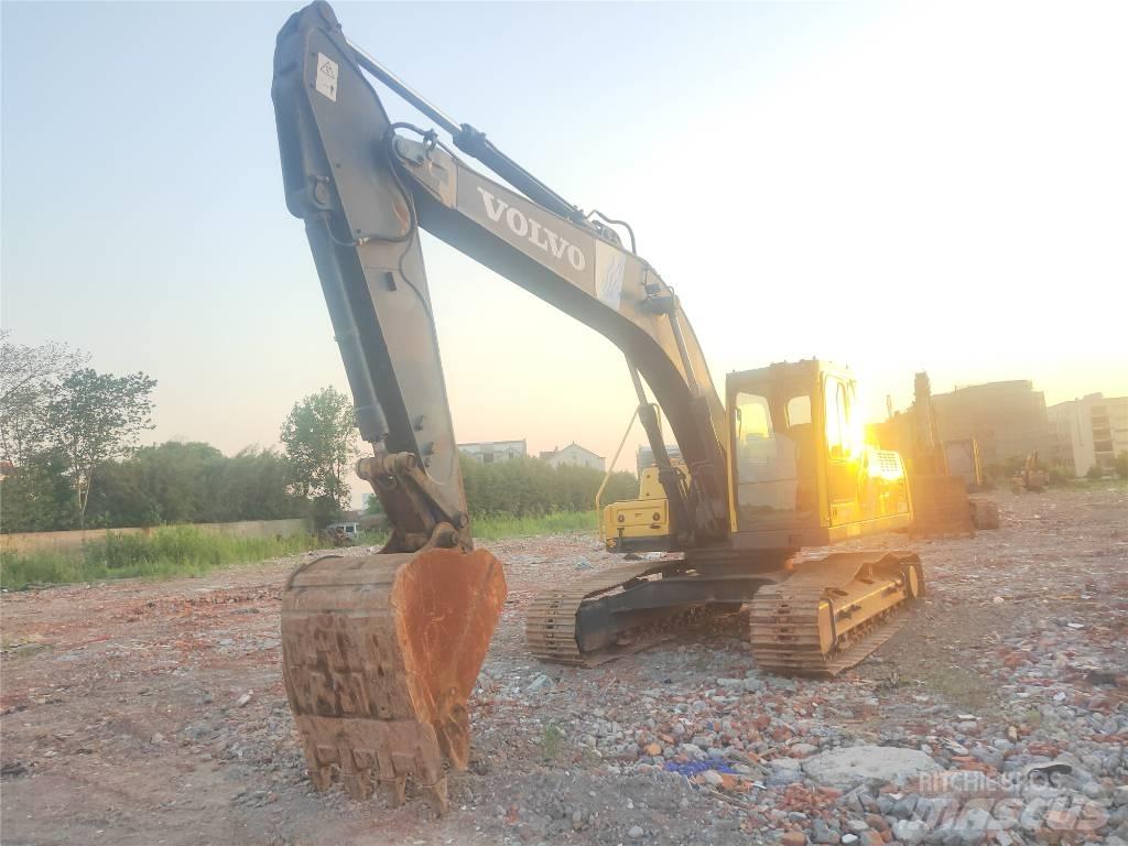 Volvo EC 210 B LC 大型油圧ショベル12t以上（パワーショベル・ユンボ）