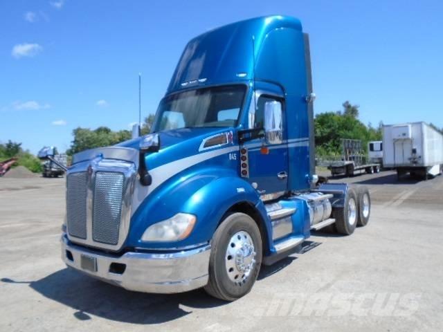 Kenworth T 680 中古トラクターヘッド | トレーラーヘッド