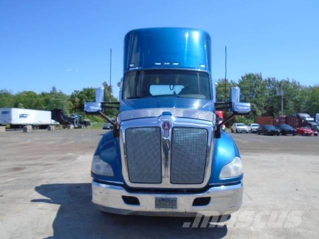 Kenworth T 680 中古トラクターヘッド | トレーラーヘッド