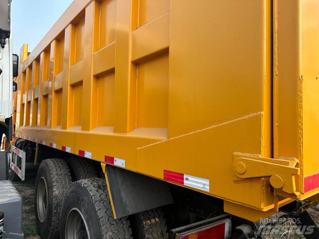Shacman F3000 6*4 ダンプ