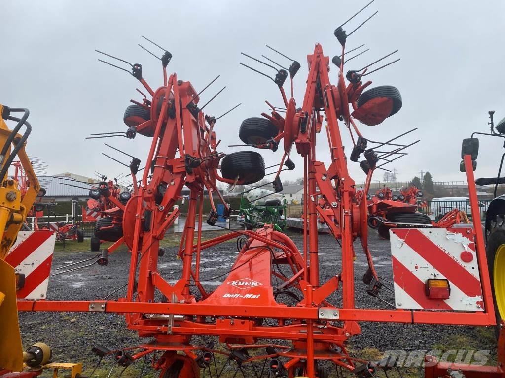 Kuhn GF8702 テッダー・テッダーレーキ