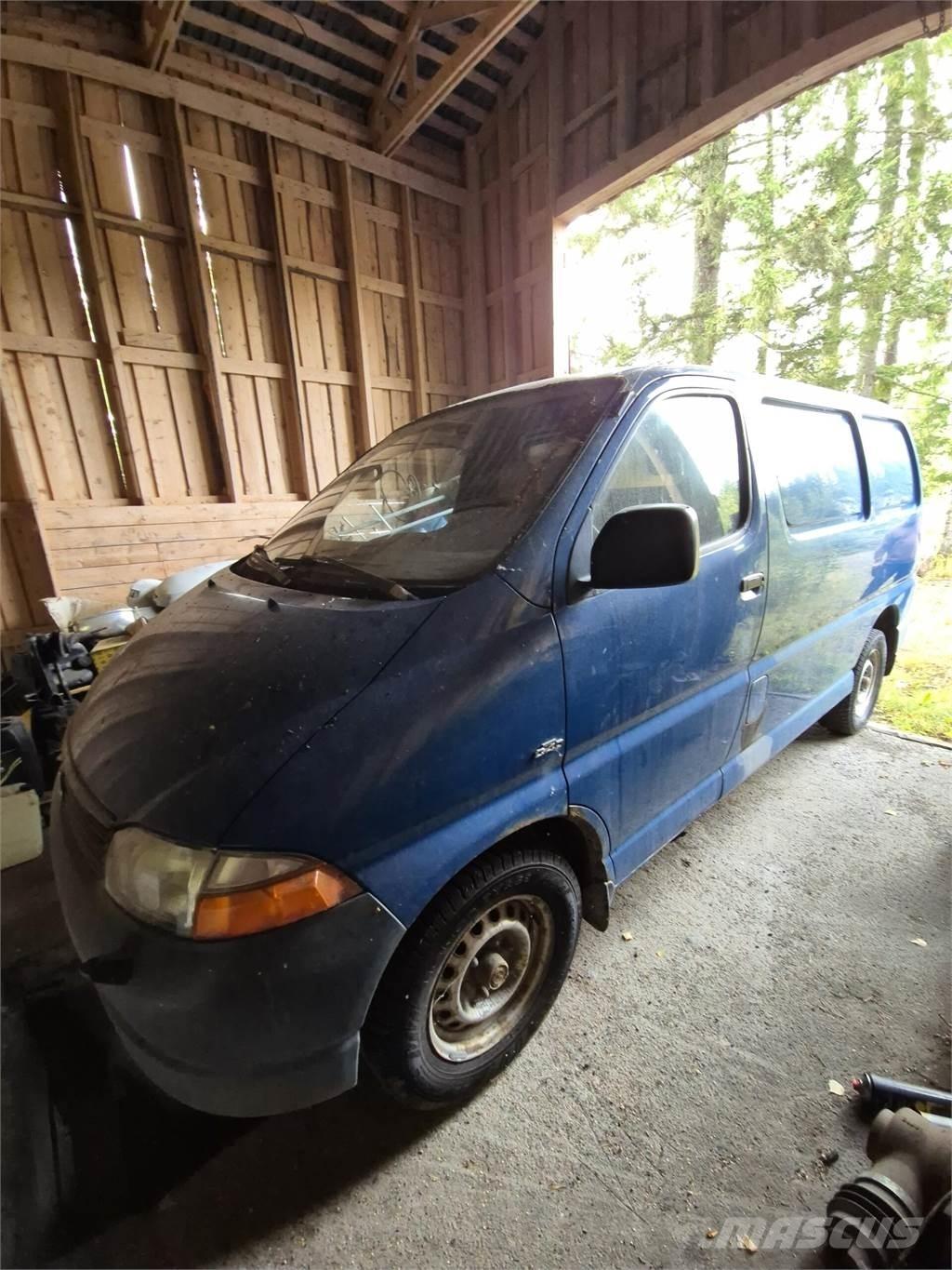 Toyota Hiace パネルバン