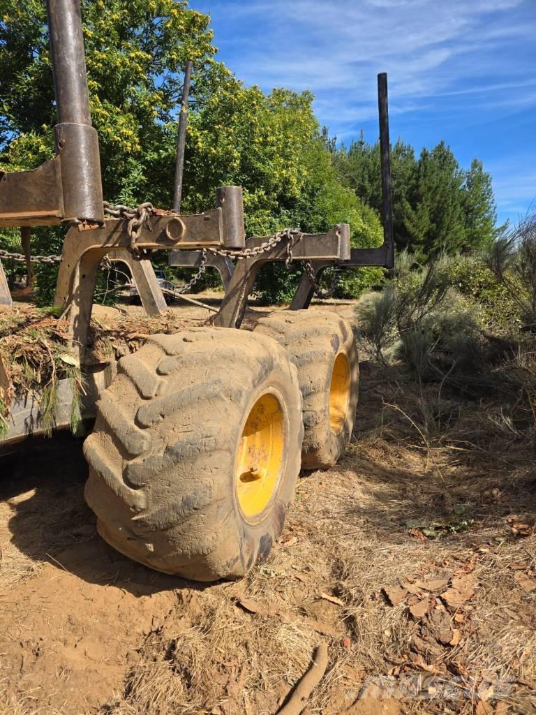 Rottne F13 フォワーダー