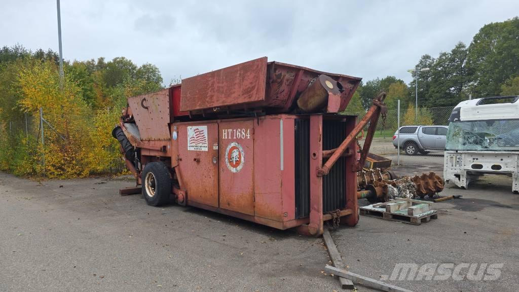 Morbark Predator 自走式クラッシャー