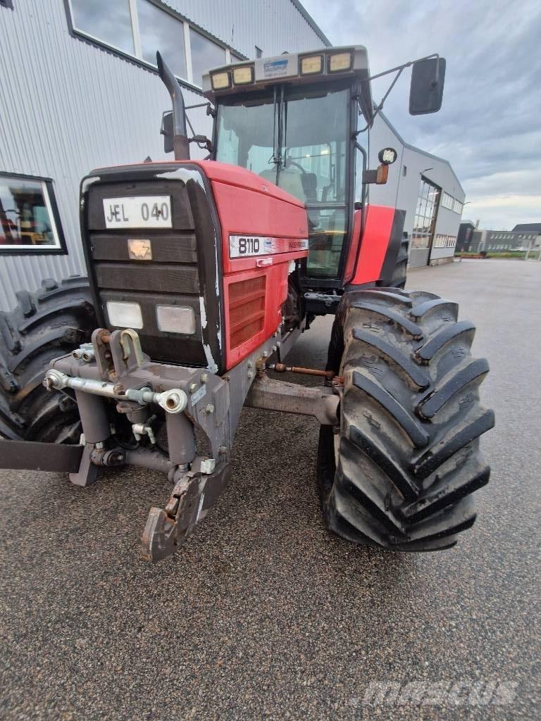 Massey Ferguson 8110 トラクター