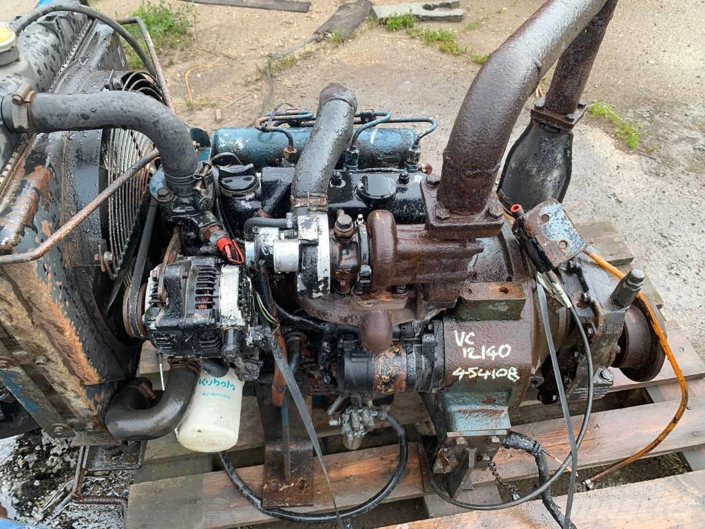 Kubota D 1105 ENGINE エンジン