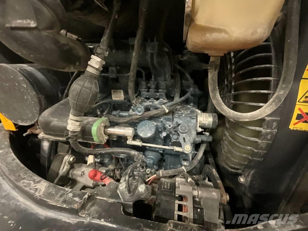 Bobcat E 35 ミニ油圧ショベル 7t以下（ミニユンボ・ミニディガー）