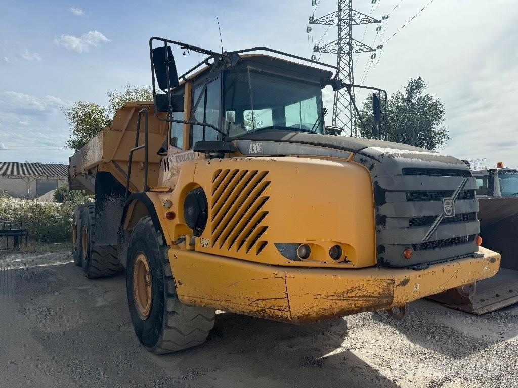 Volvo A 30 E アーティキュレート式ダンプトラック