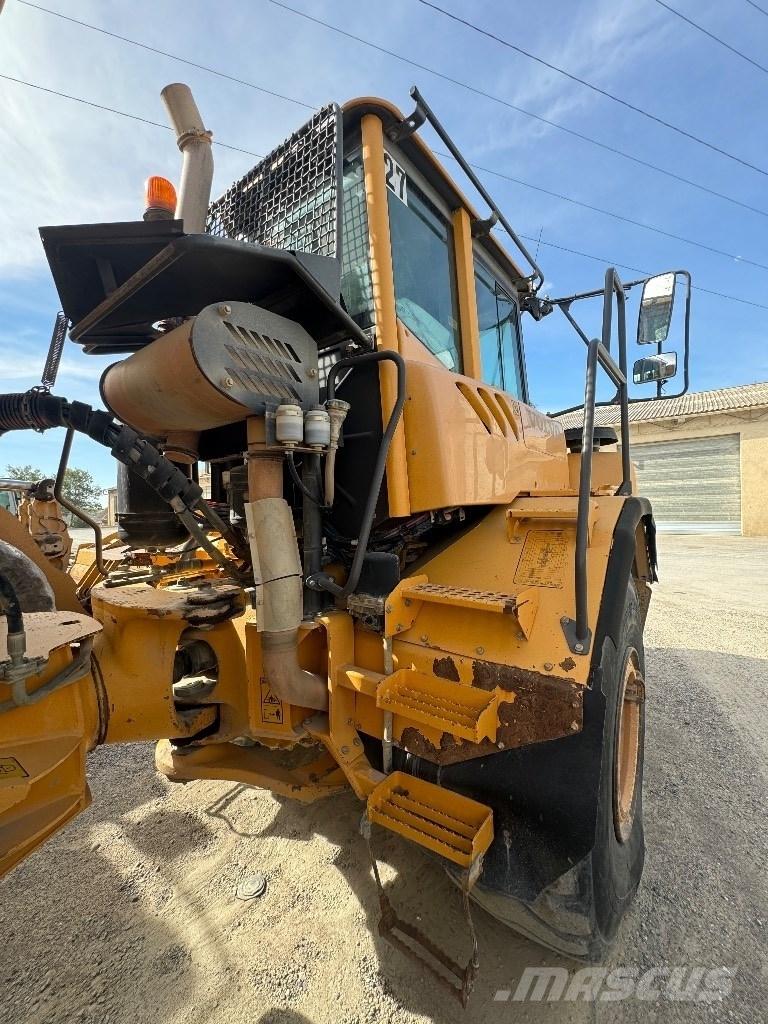 Volvo A 30 E アーティキュレート式ダンプトラック