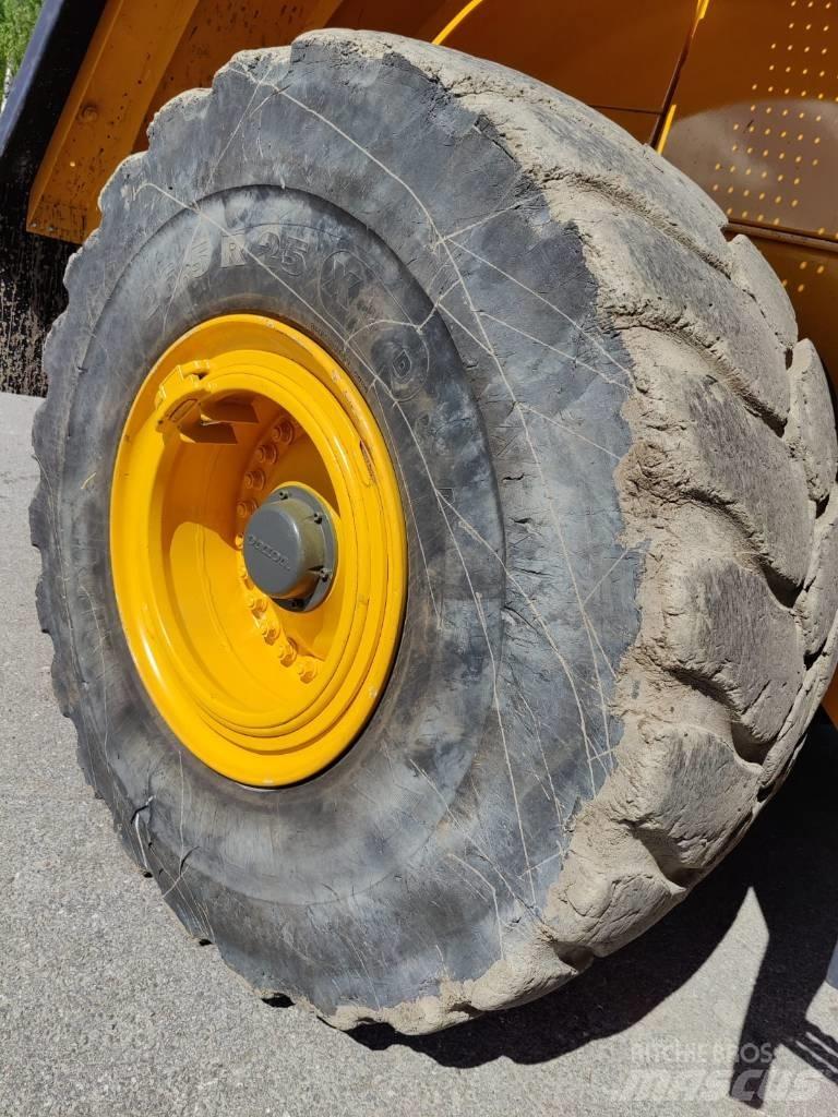 Volvo L 180 E ホイールローダー・タイヤショベル