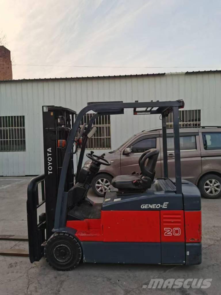 Toyota 2t ディーゼル・軽油