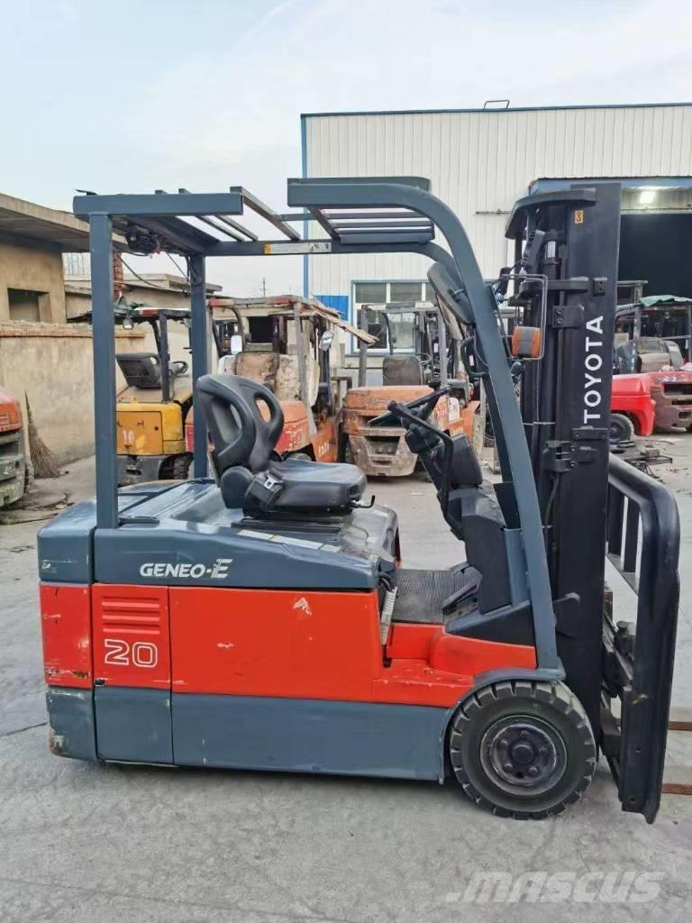 Toyota 2t ディーゼル・軽油