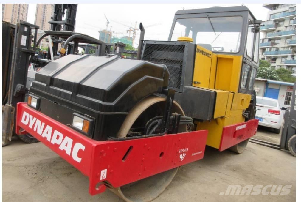 Dynapac CC 421 タンデムローラ