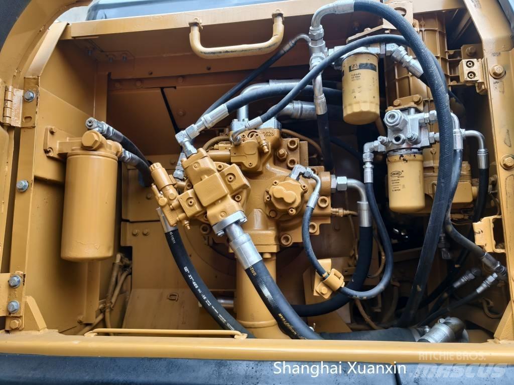 CAT 330 D2 L 大型油圧ショベル12t以上（パワーショベル・ユンボ）