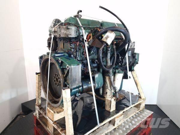 Volvo TD71A エンジン