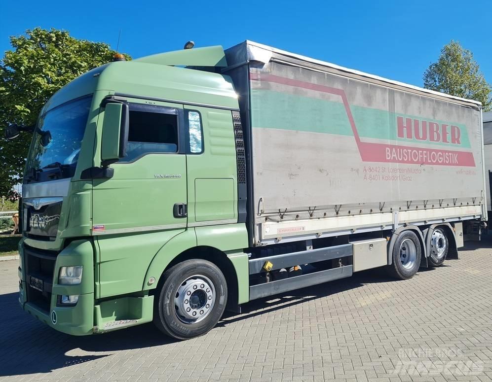 MAN 26.440 / 7.4m / LIFT カーテンサイダートラック