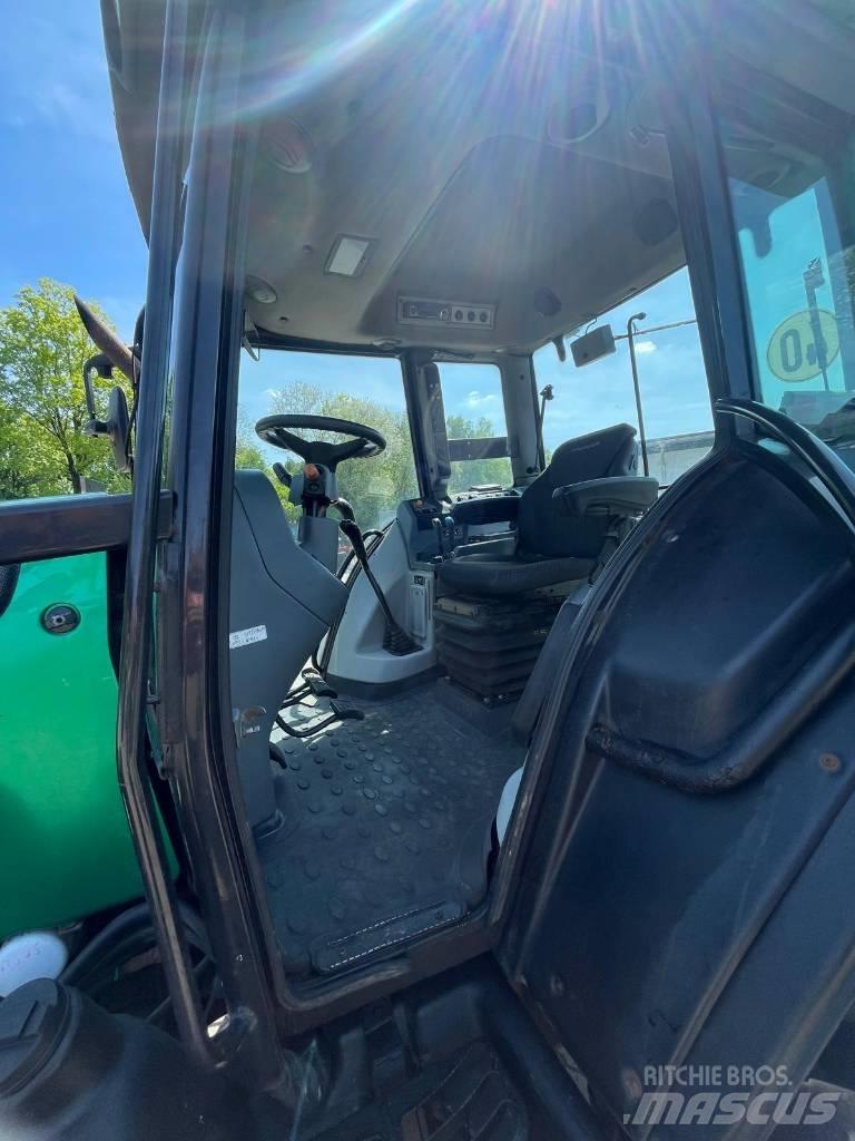 Valtra N 141 トラクター