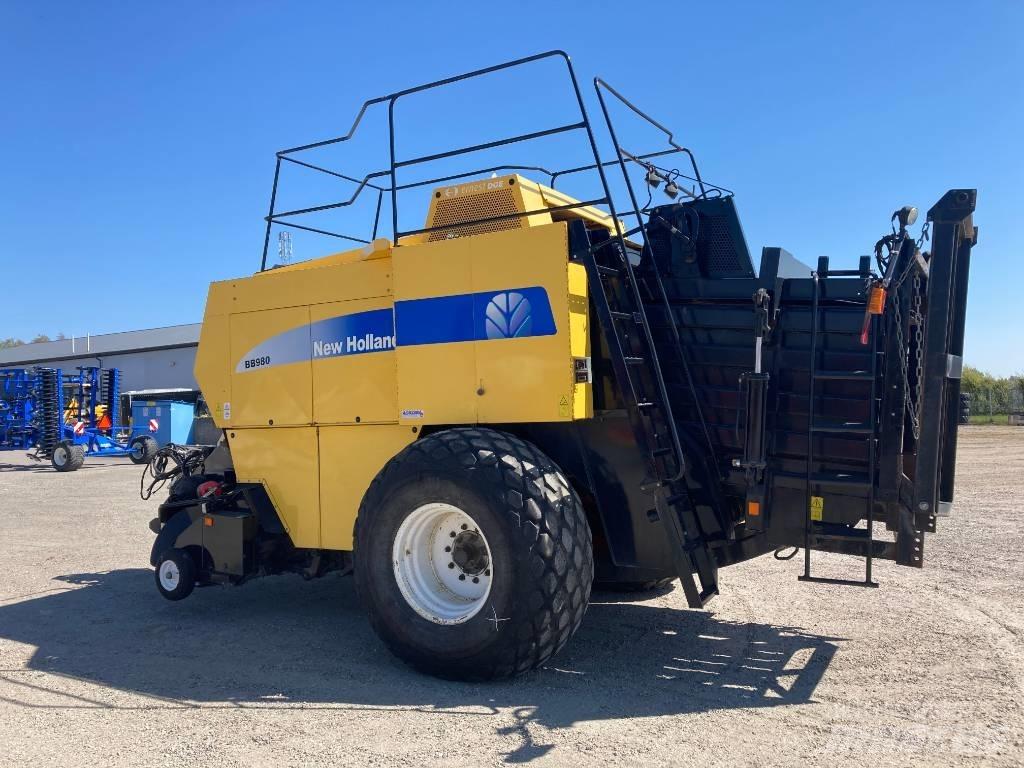 New Holland BB 980 スクエアベーラー