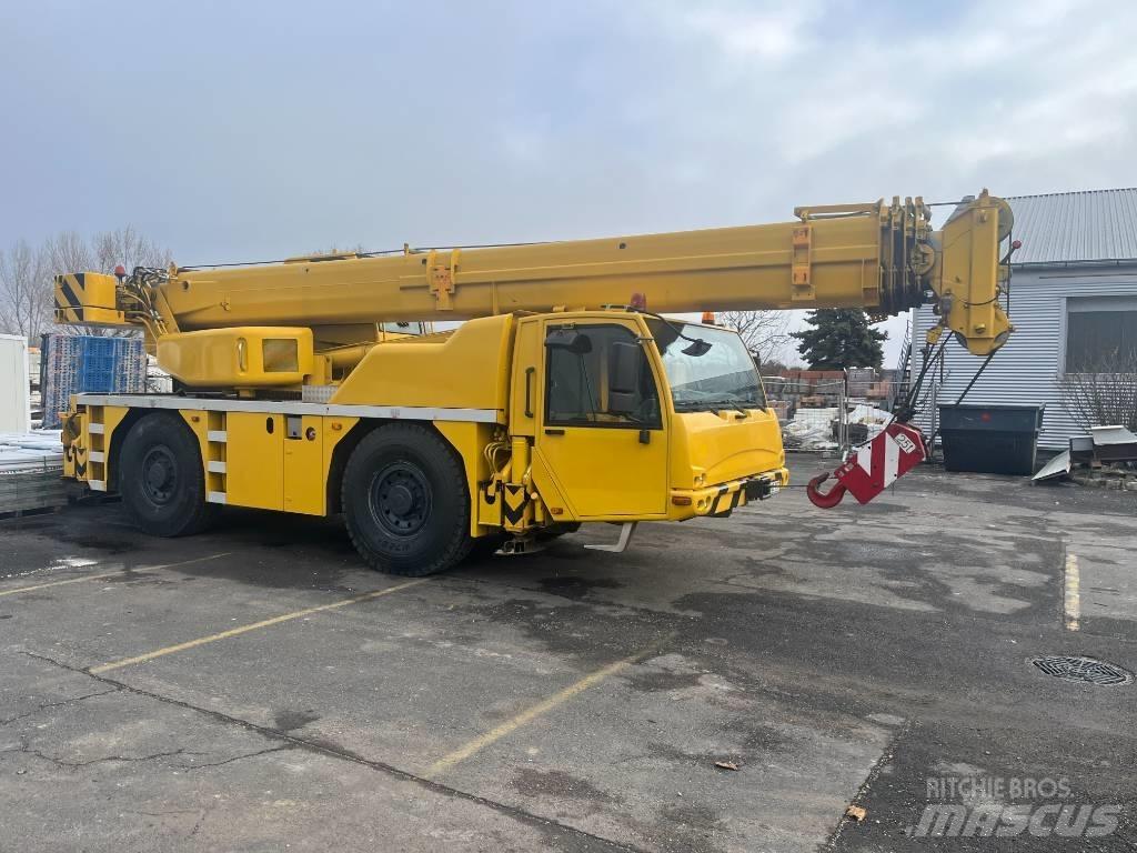Terex Demag AC 35-L ラフテレーンクレーン