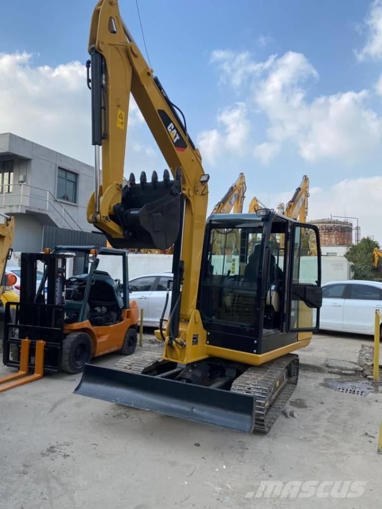 CAT 305 E CR ミニ油圧ショベル 7t以下（ミニユンボ・ミニディガー）