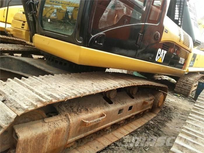 CAT 329 D 大型油圧ショベル12t以上（パワーショベル・ユンボ）