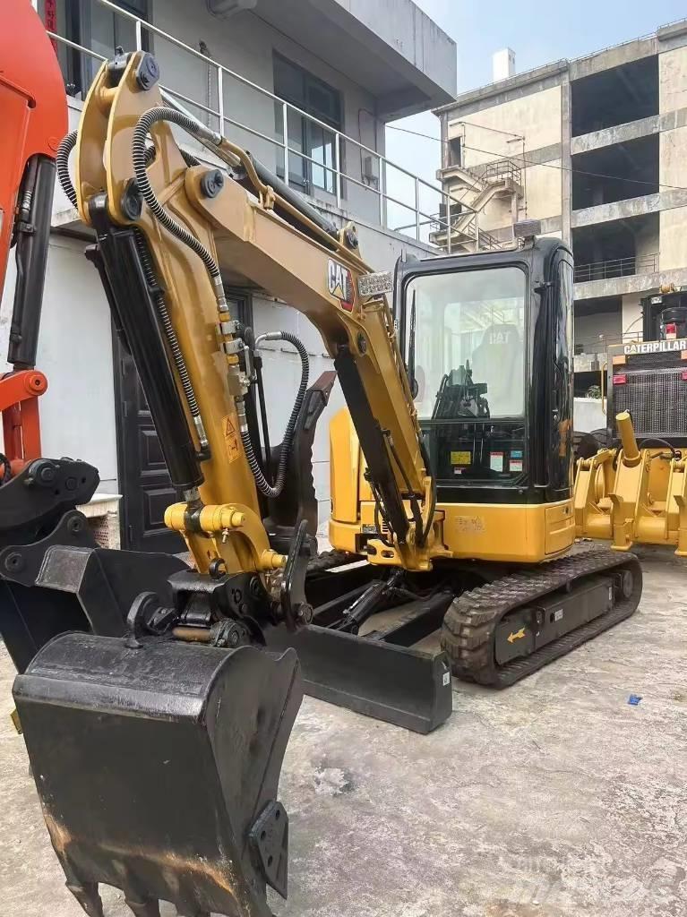 CAT 303.5 E ミニ油圧ショベル 7t以下（ミニユンボ・ミニディガー）