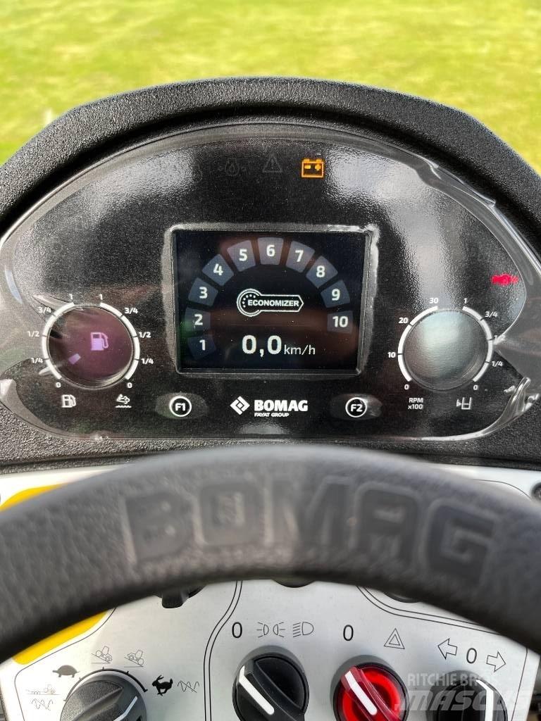 Bomag BW 177 D-5 振動ローラ