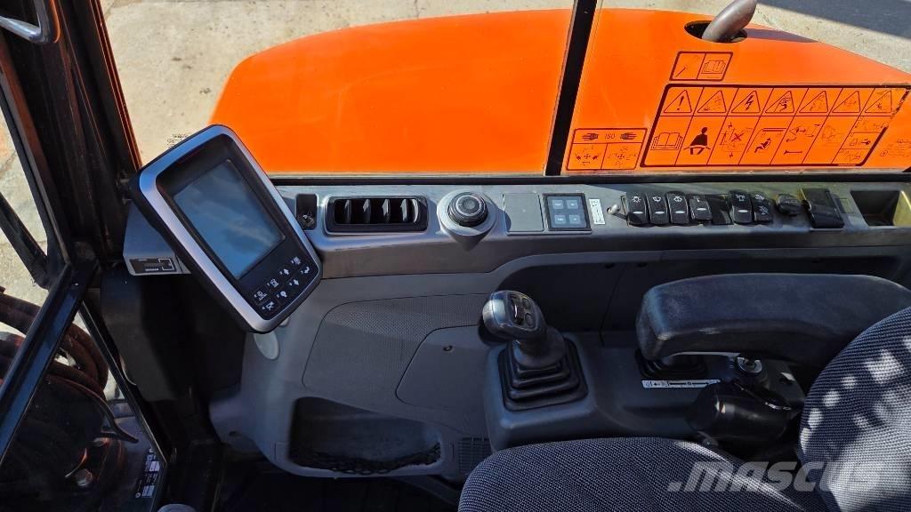 Doosan DX 63 R ミニ油圧ショベル 7t以下（ミニユンボ・ミニディガー）