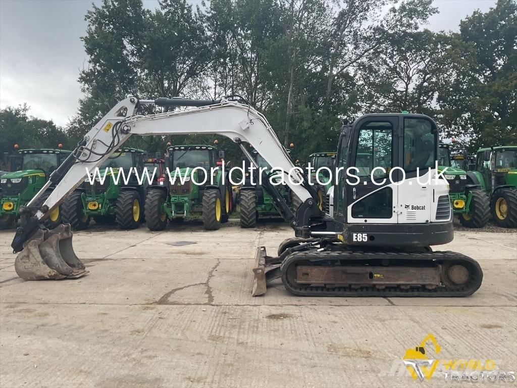Bobcat E 85 中型油圧ショベル 7ｔ-12ｔ（ユンボ・パワーショベル・バックホー）