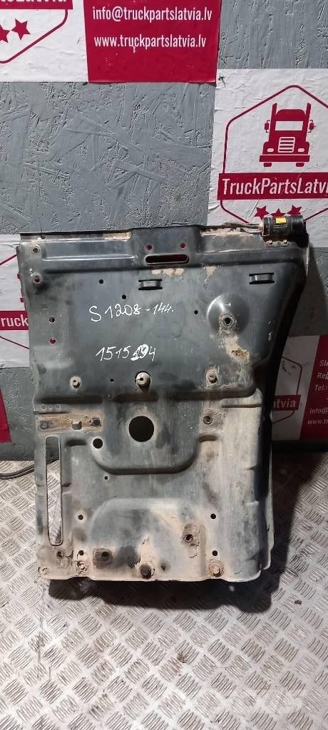 Scania 94 D.   1515194 キャビン及び内装