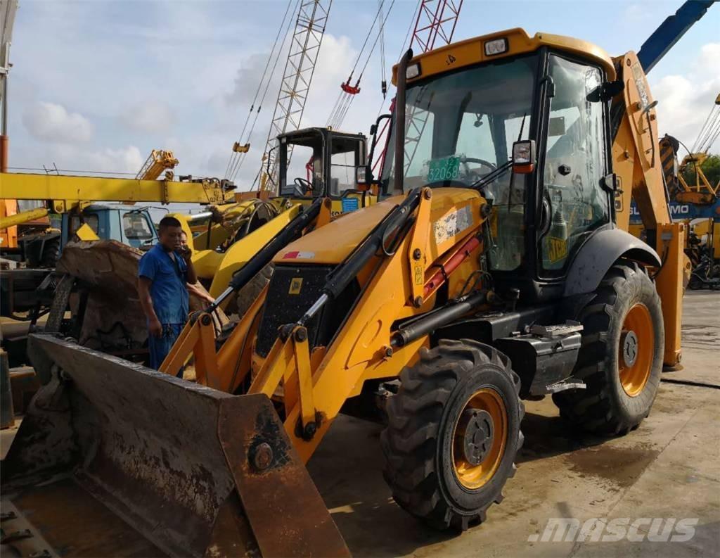JCB 3CX バックホーローダー