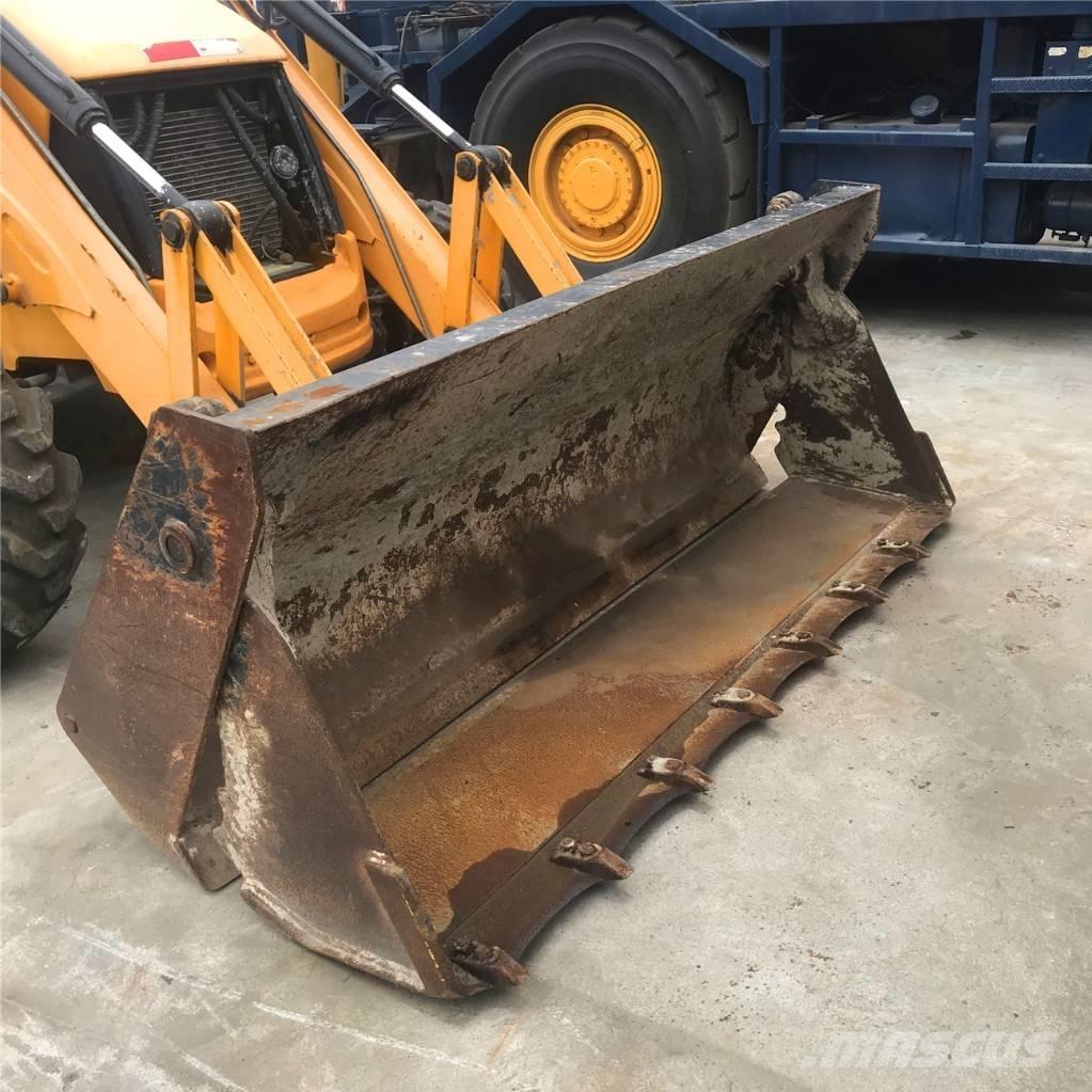 JCB 3CX バックホーローダー