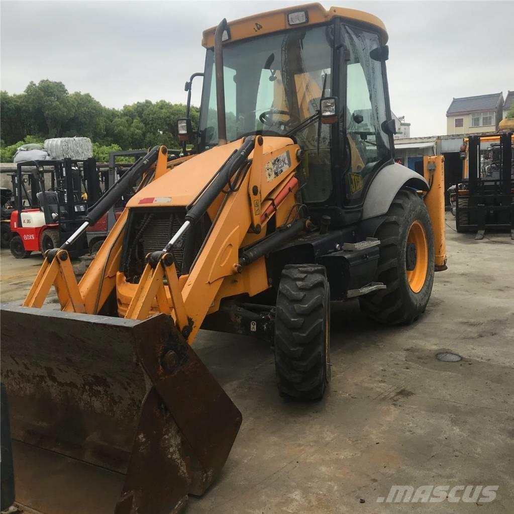 JCB 3CX バックホーローダー